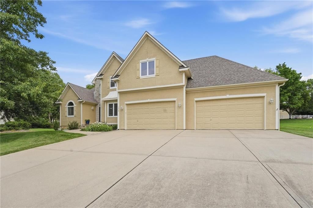 1019 SW Coachlight Court — photo 50