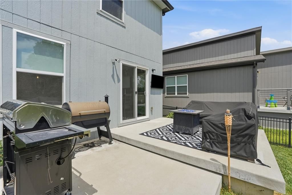 18025 Hauser Street — photo 33