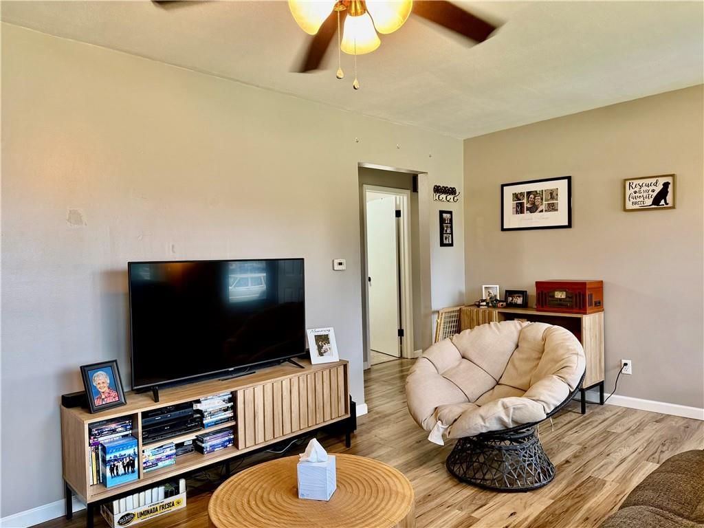 320 N Alvin Street — photo 14
