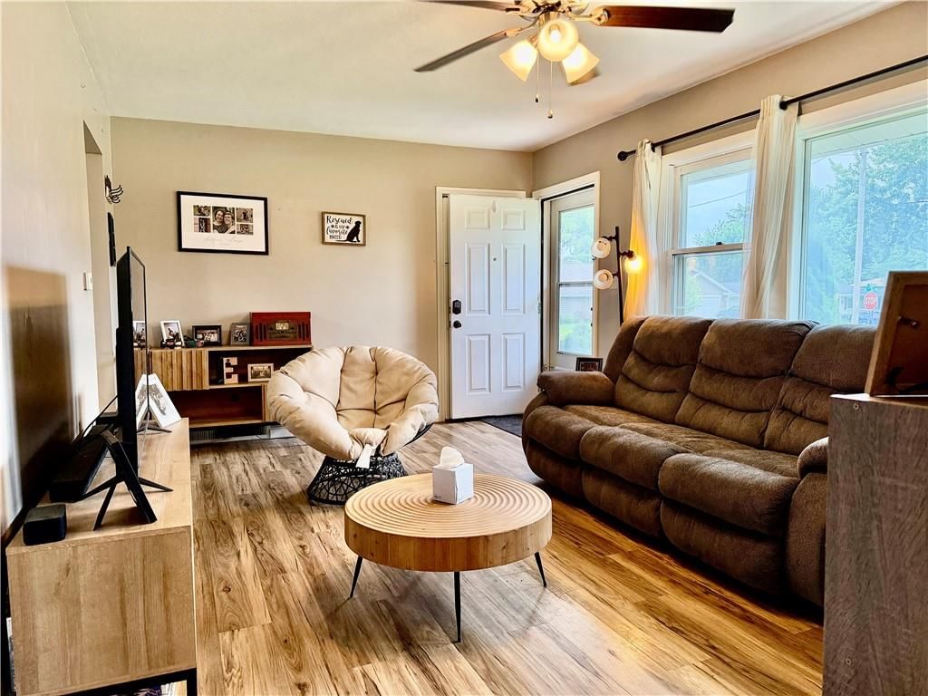 320 N Alvin Street — photo 15