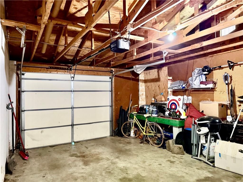 320 N Alvin Street — photo 22