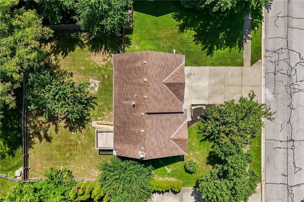 1502 hardwick Drive — photo 34
