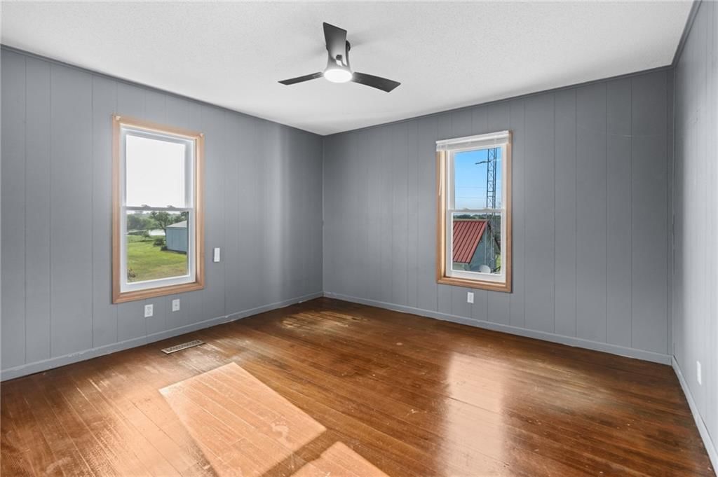 6585 NE Catawba Road — photo 43
