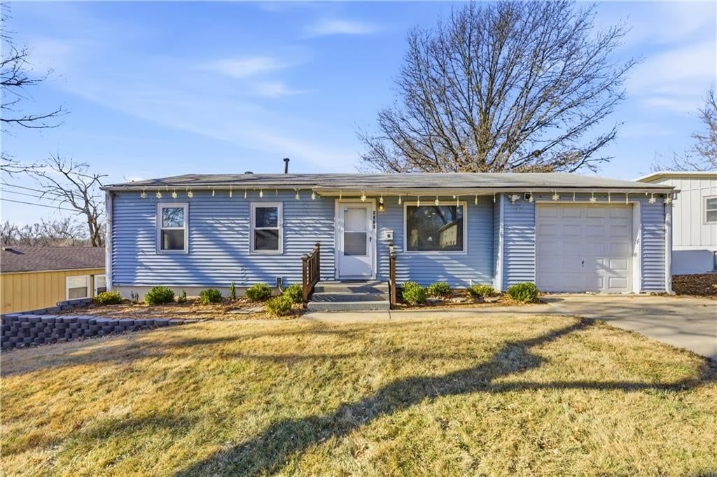 9220 McKinley Street — photo 3