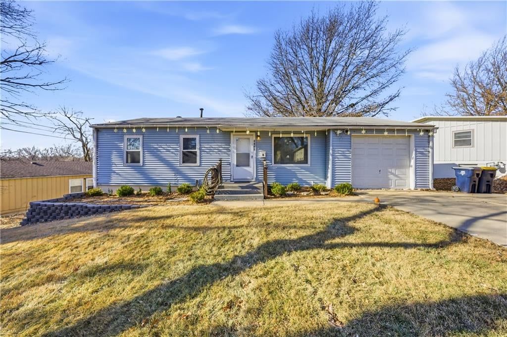 9220 McKinley Street — photo 4