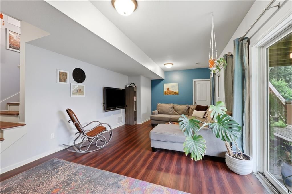 Photo 15 of 38 - 7361 N Congress Avenue, Kansas City, MO 64152