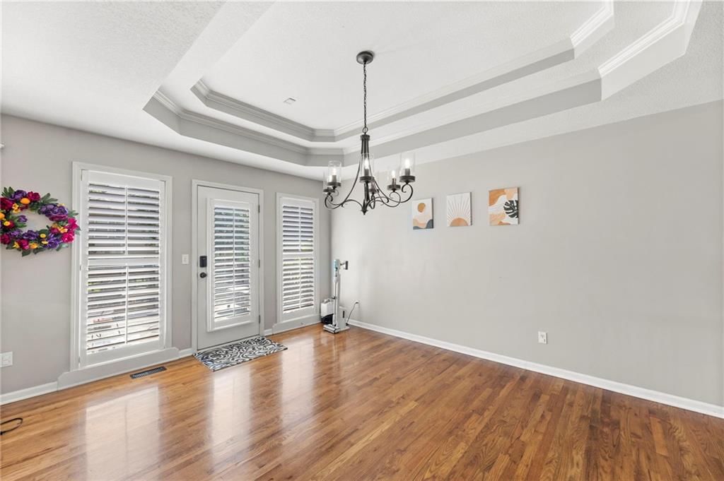 7433 N Smalley Avenue — photo 15