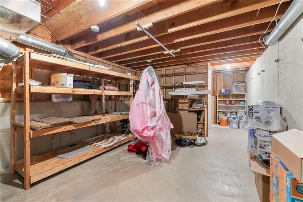 7433 N Smalley Avenue — photo 36