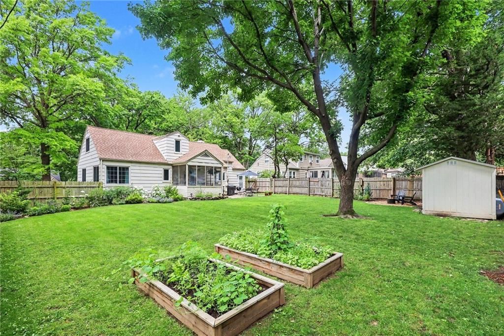 6923 Dearborn Street — photo 32