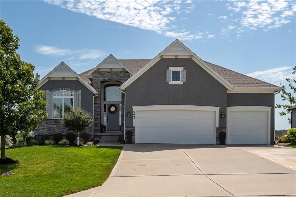 6627 McCormick Drive — photo 1