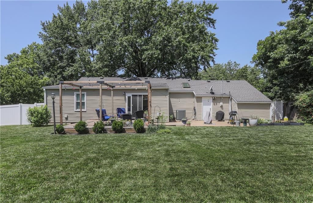 8643 Hadley Street — photo 22
