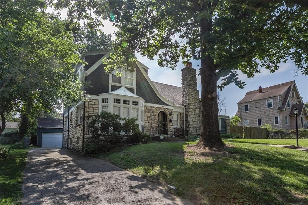 7421 Forest Avenue — photo 3