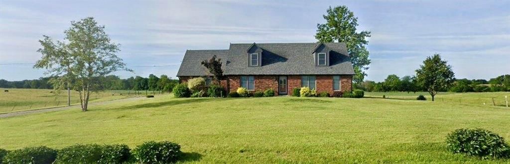 330 SW 200 Road, Centerview, MO