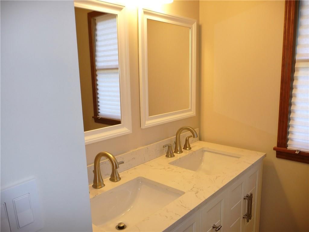 330 SW 200 Road — photo 31