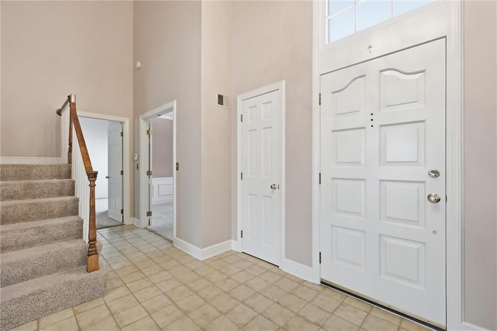 11107 W 122nd Street — photo 5