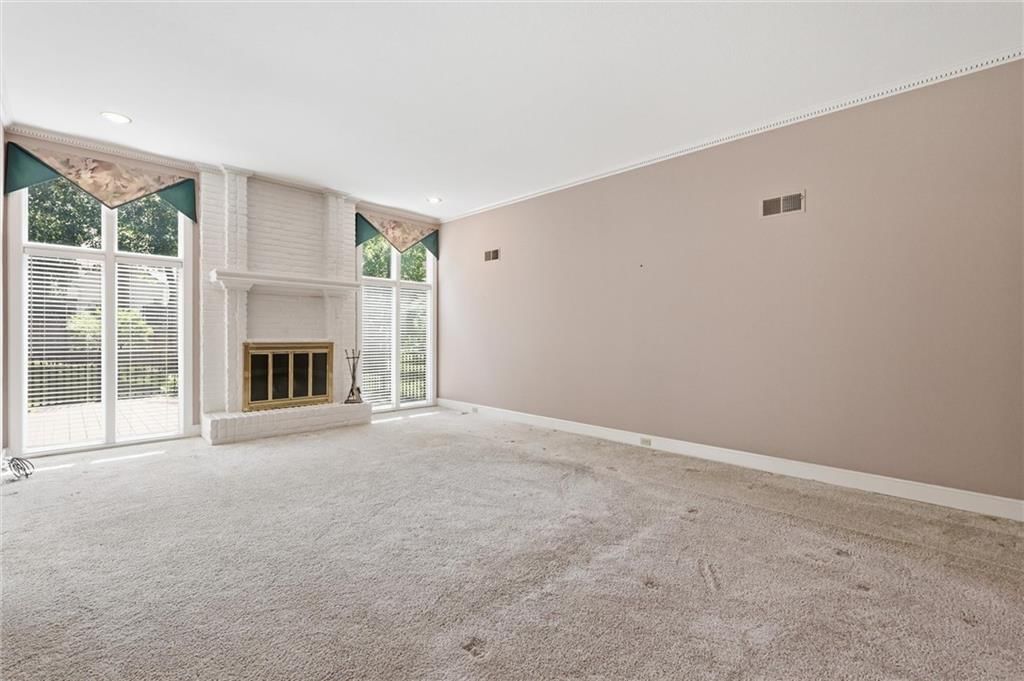 11107 W 122nd Street — photo 8