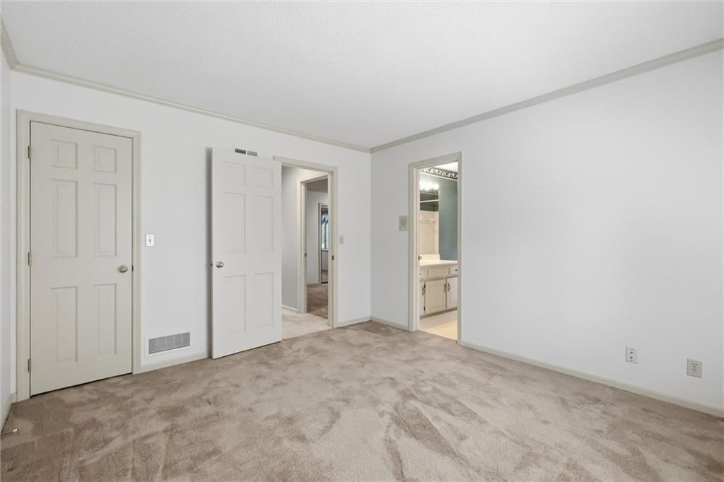 11107 W 122nd Street — photo 35
