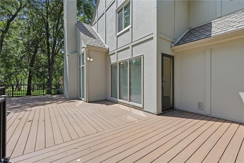 11107 W 122nd Street — photo 40