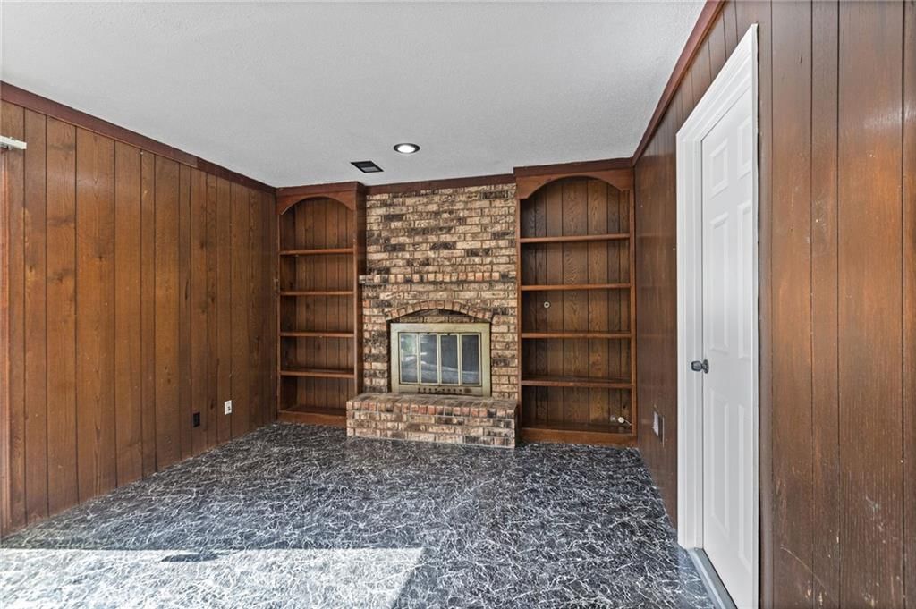 10245 Haskins Street — photo 30