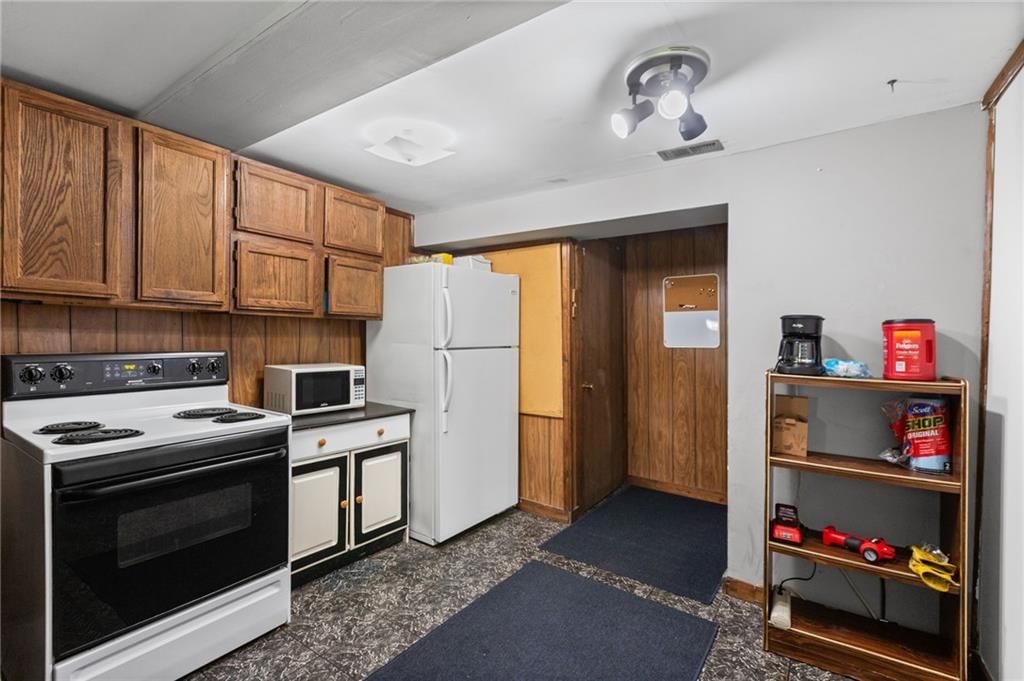 10245 Haskins Street — photo 40