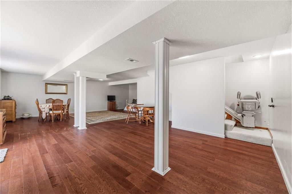 18616 Primrose Street — photo 22