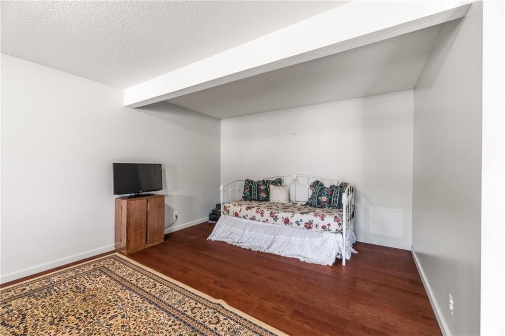 18616 Primrose Street — photo 26