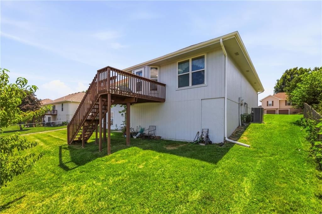 18616 Primrose Street — photo 33