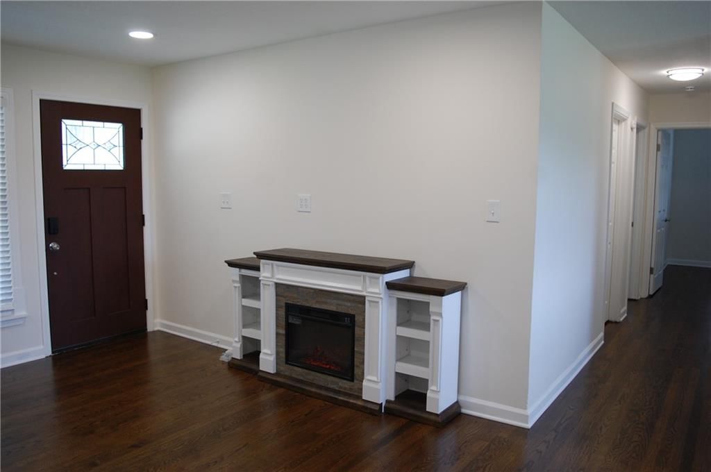 811 S Edgemere Drive — photo 7
