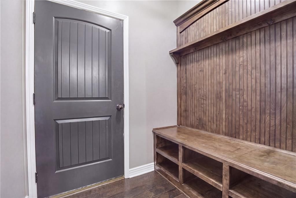 1502 Cross Creek Drive — photo 17