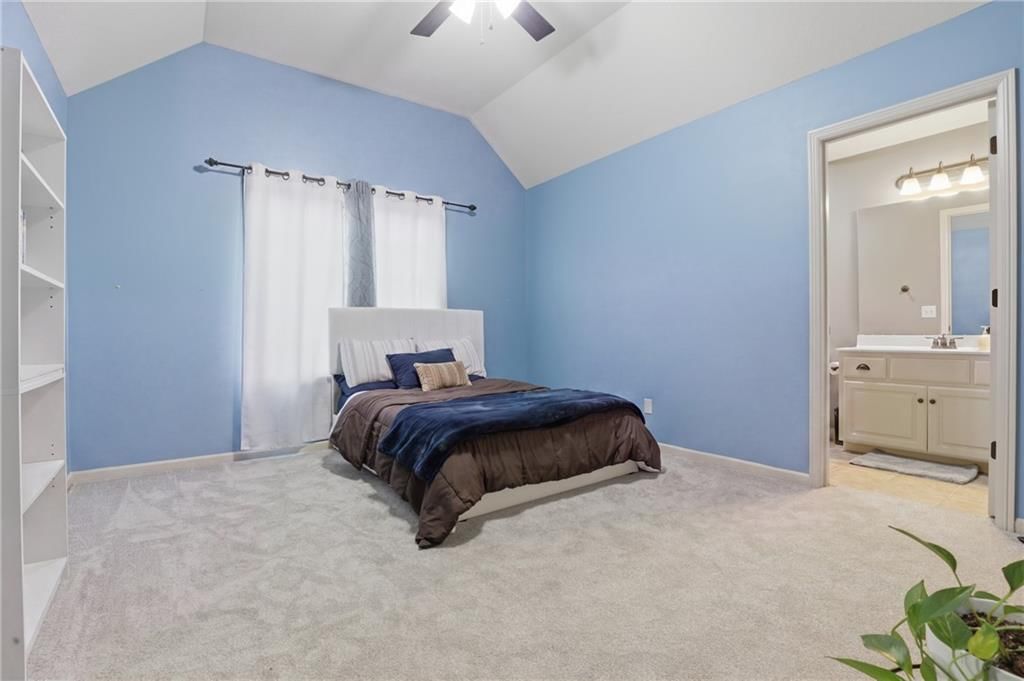 1502 Cross Creek Drive — photo 32