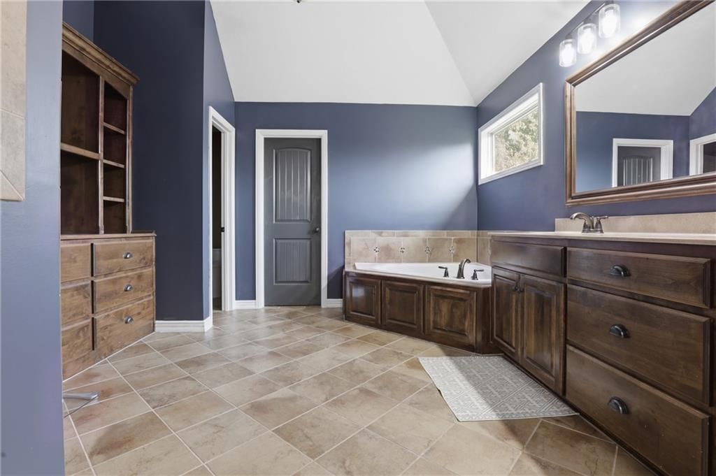 1502 Cross Creek Drive — photo 42