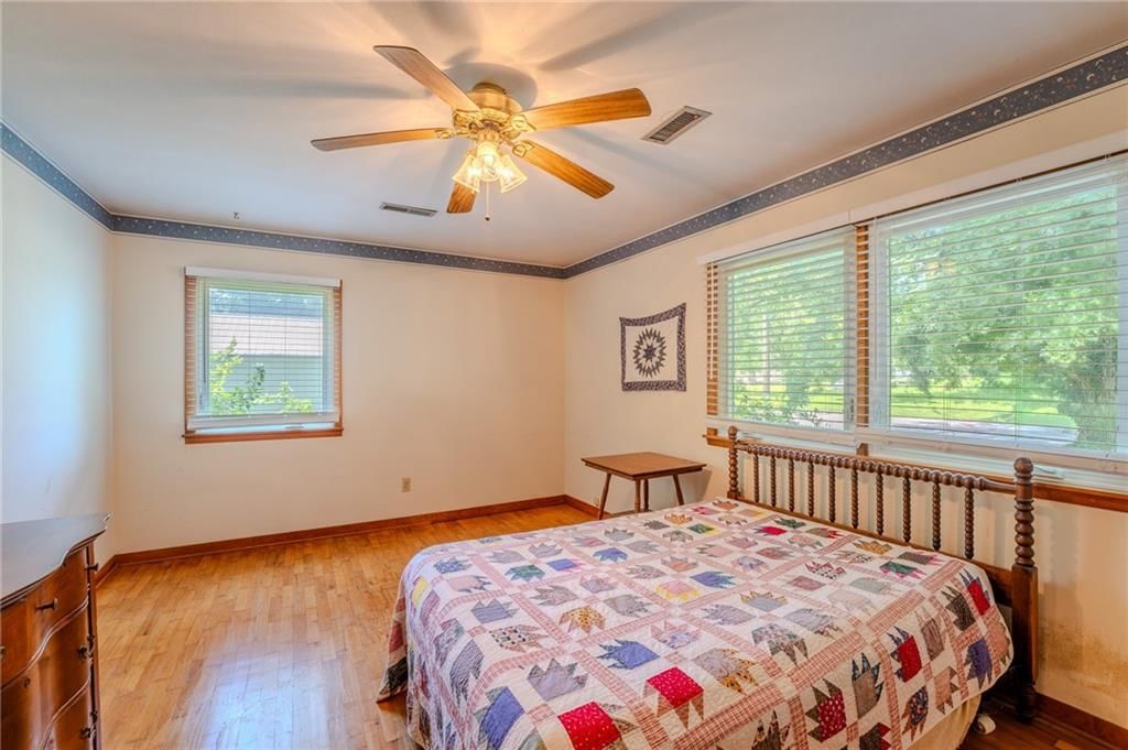 306 N Green Street — photo 9