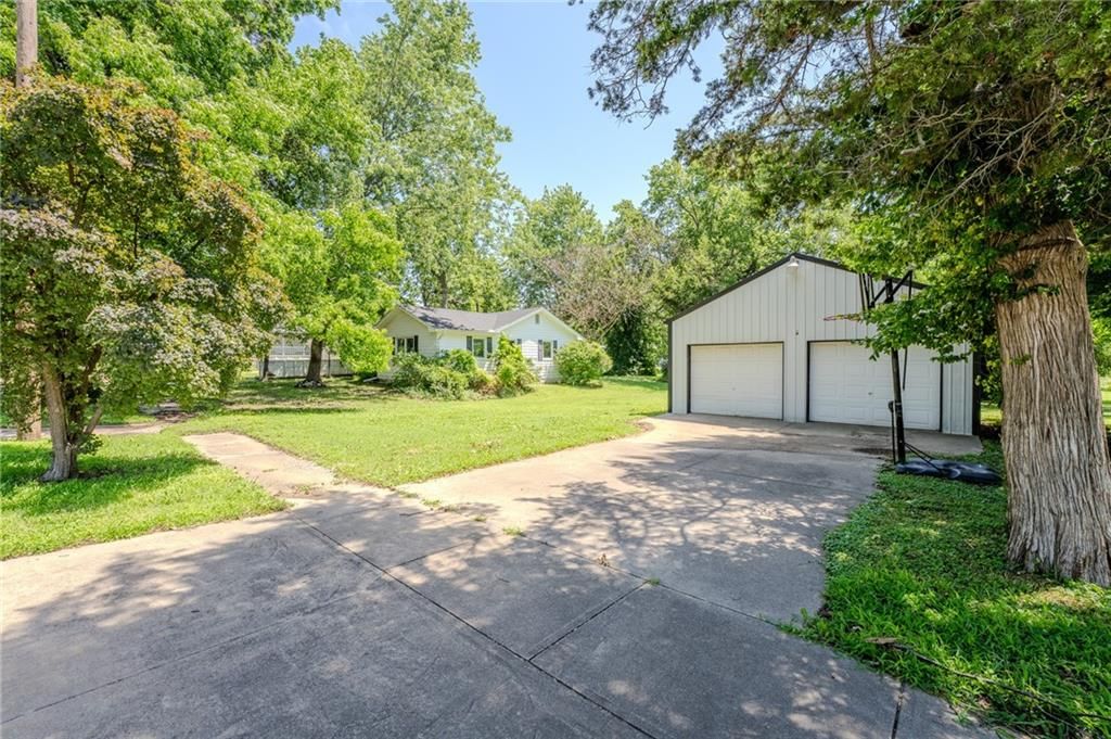 306 N Green Street — photo 28