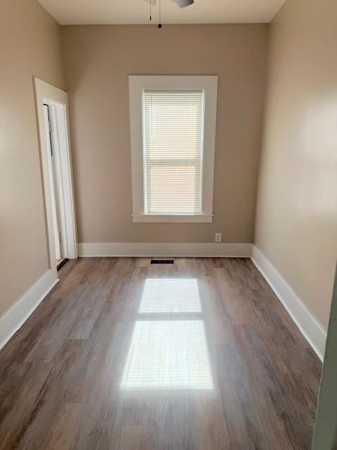 704 W 2nd Street — photo 9