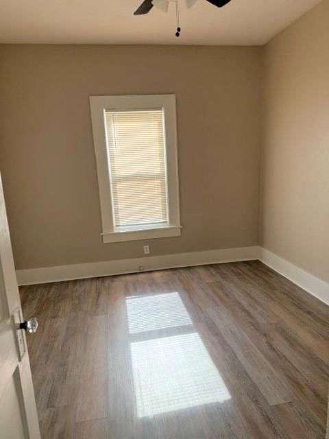 704 W 2nd Street — photo 15