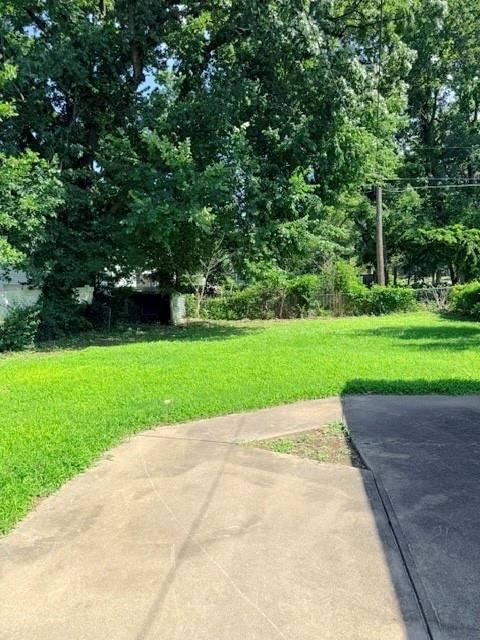 704 W 2nd Street — photo 25