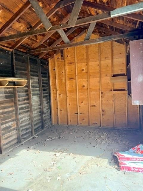 704 W 2nd Street — photo 26
