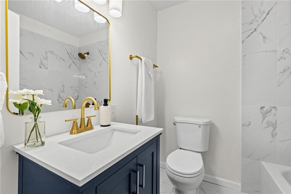 3005 N 82nd Terrace — photo 14