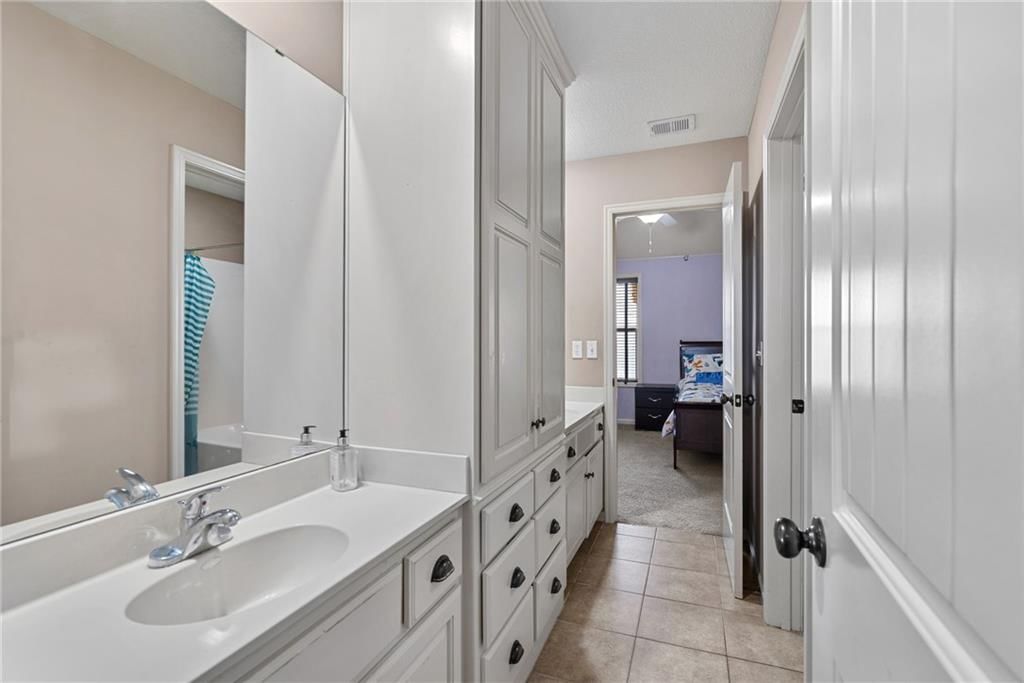 10841 S Hastings Street — photo 9