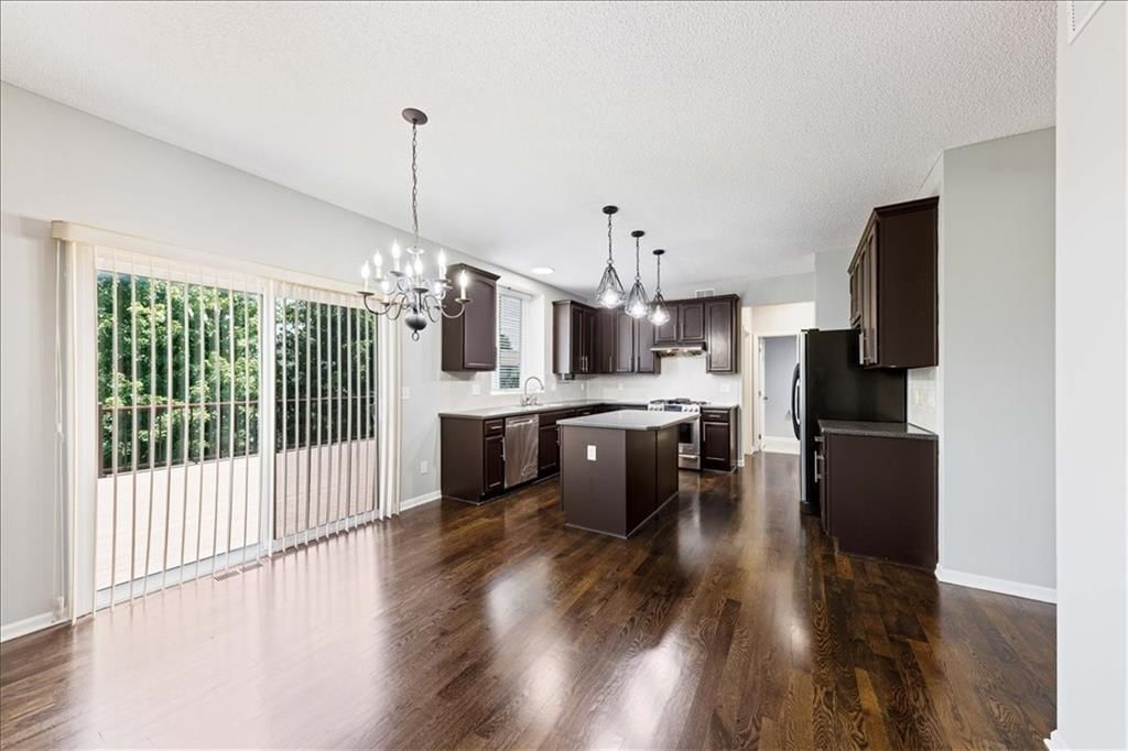 15609 Shawnee Drive — photo 9