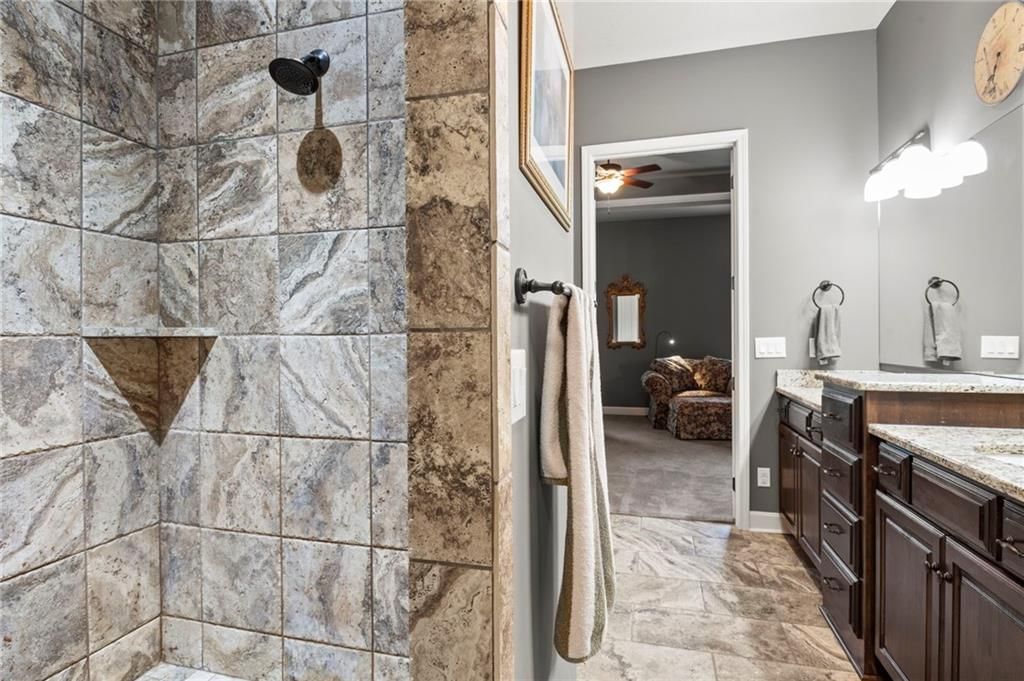 13416 W 172nd Street — photo 35