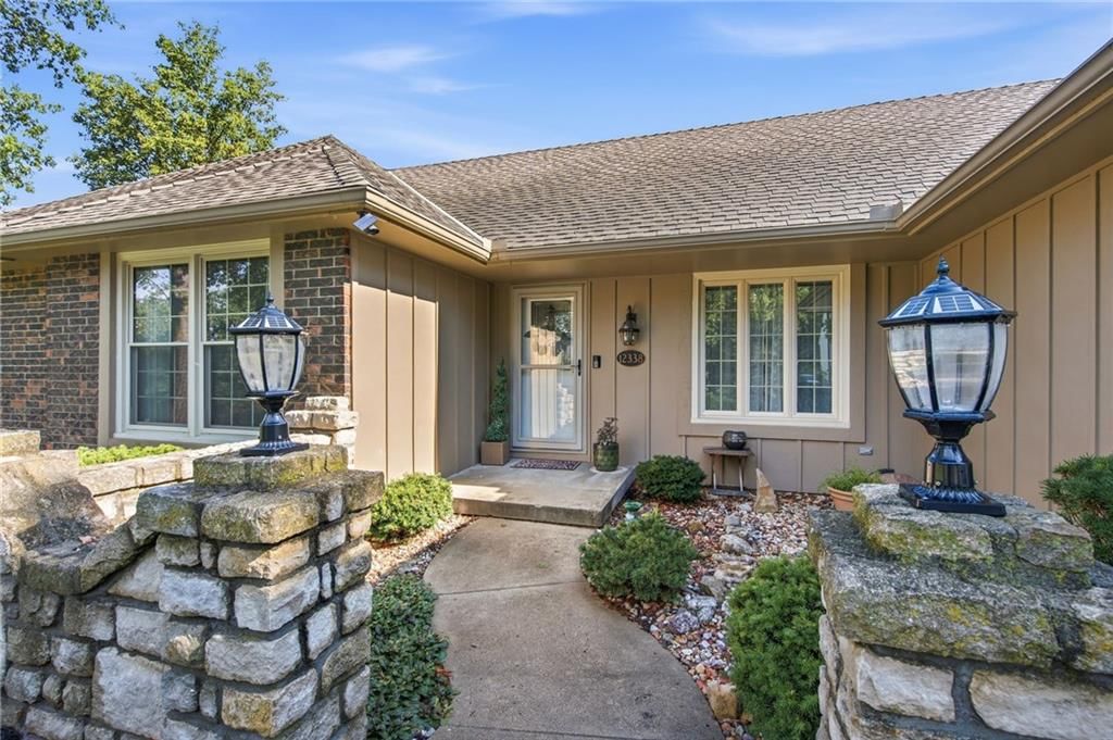 12338 Pinehurst Drive — photo 3