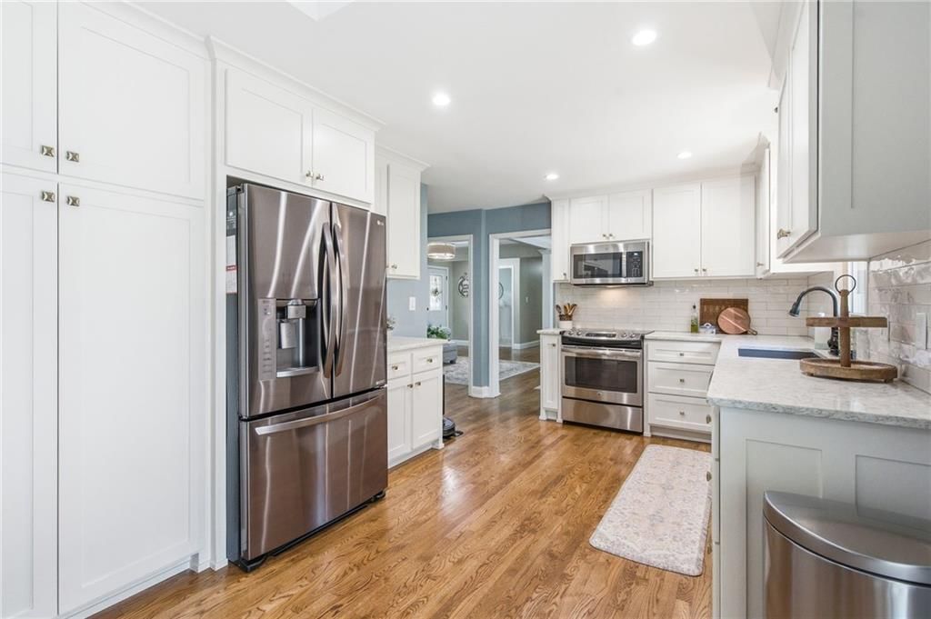 12338 Pinehurst Drive — photo 14