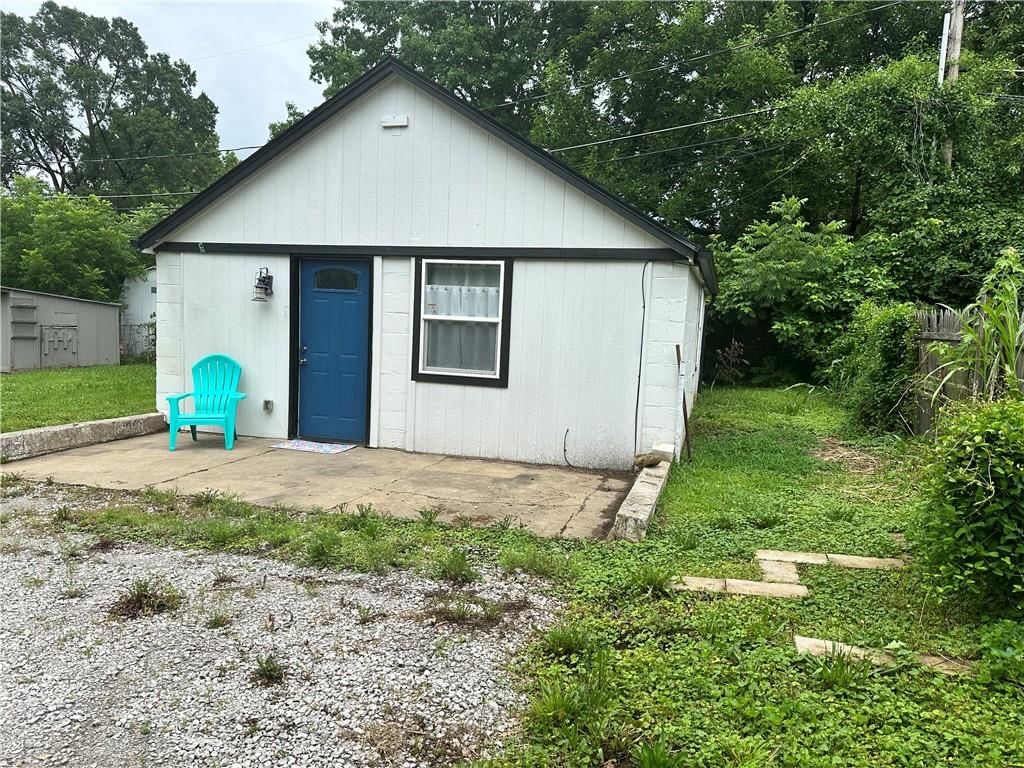 1133 S Haden Street — photo 11