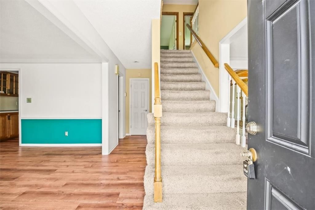 3907 Clearbrook Drive — photo 2