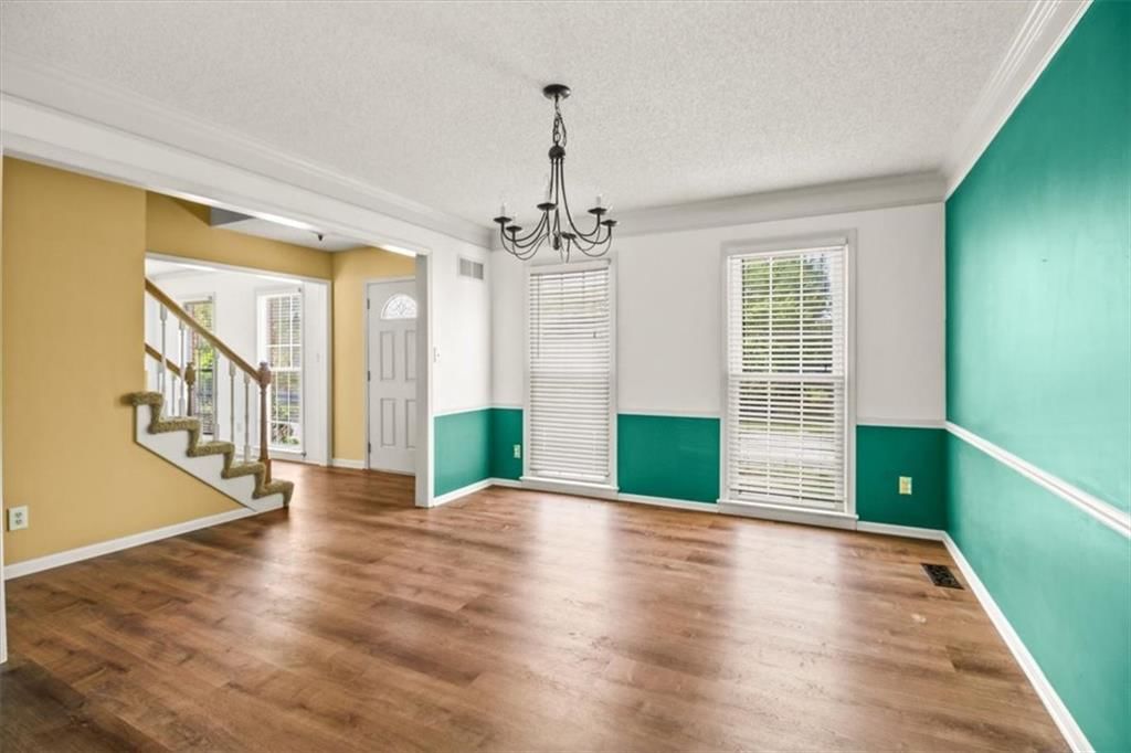 3907 Clearbrook Drive — photo 3