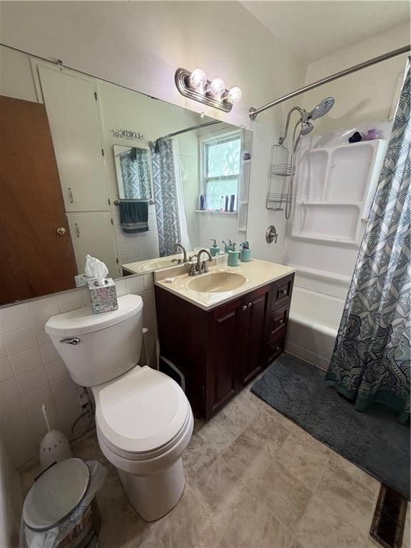 713 E 2nd Street — photo 16