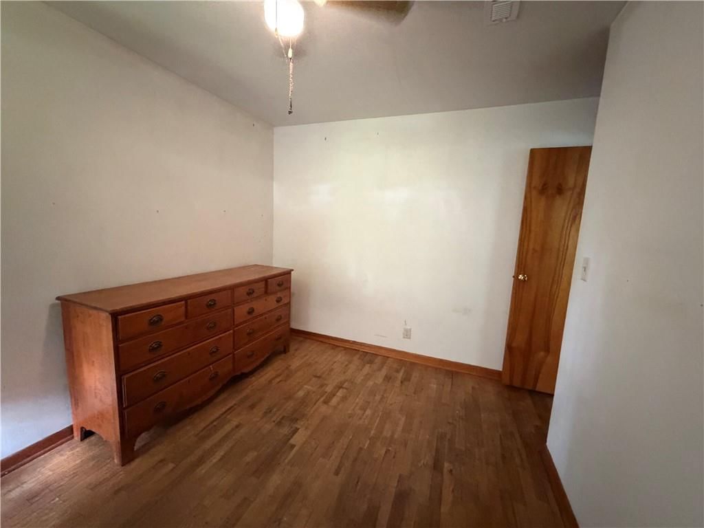 713 E 2nd Street — photo 19