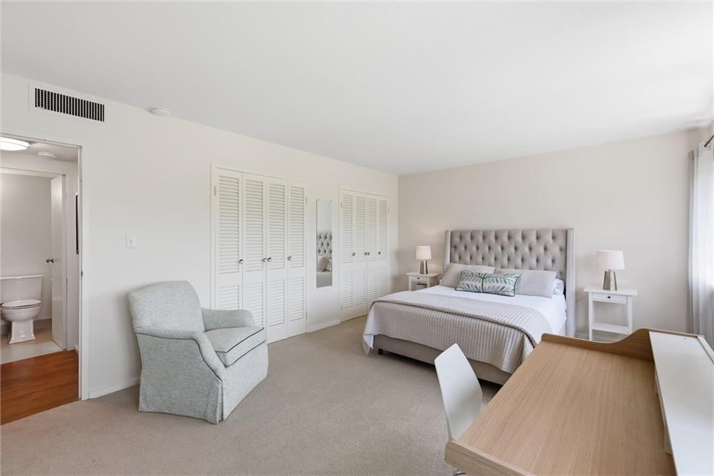 803 W 48th Street — photo 12