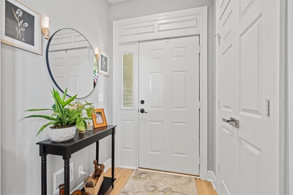 13735 Pembroke Circle — photo 4